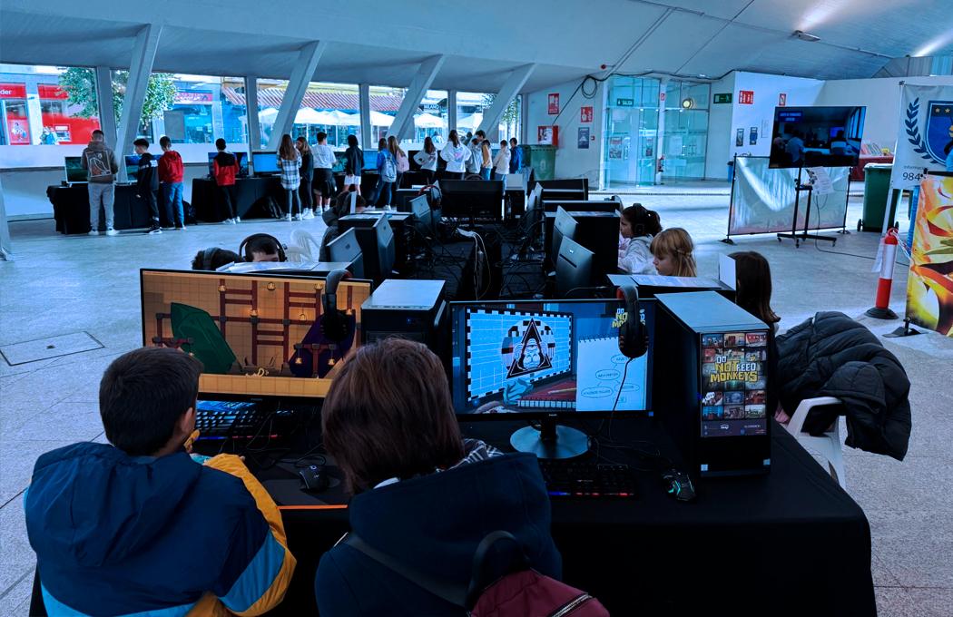 Luanco STEAMLab 2024: Tecnología y creatividad en el corazón de Laviana